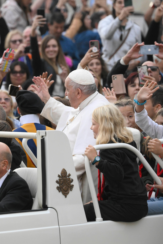 Rome: Papal Audience Experience - Who should book this Papal Audience tour