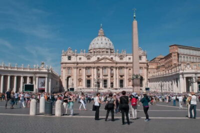 Papal Audience with Pope Leo XIV & Expert Guide