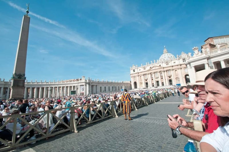 Rome: Papal Audience with Pope Leo XIV & Expert Guide - The ceremony: multilingual blessings, hymns, and what to listen for