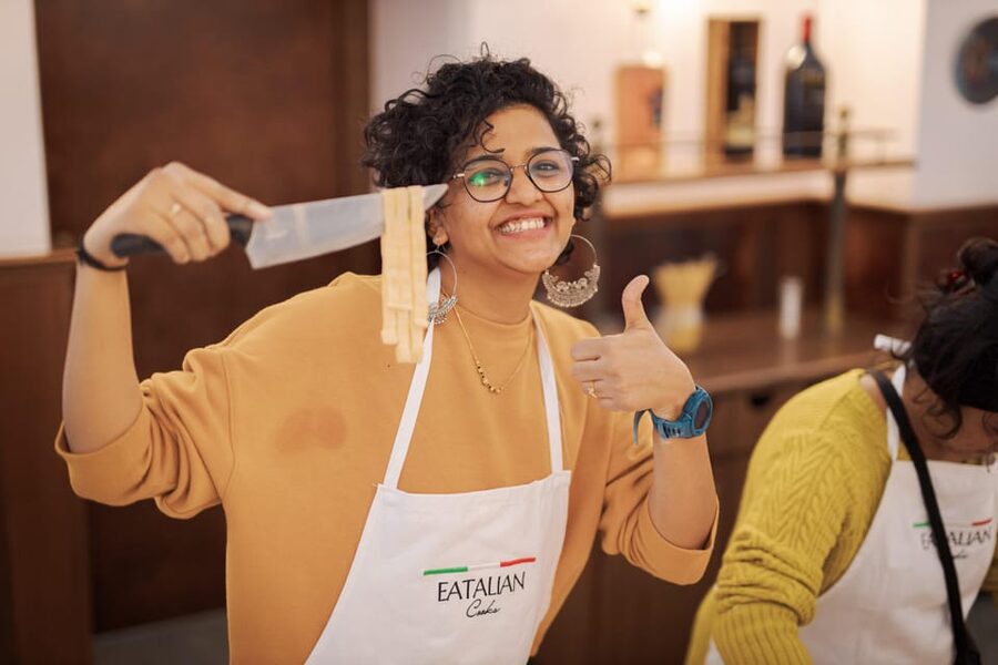 Rome: Pasta and Tiramisu Cooking Class in Piazza Navona - Choose your Roman sauce: Carbonara, Cacio e Pepe, al Pomodoro, or Pesto