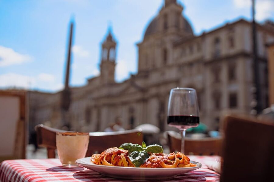 Rome: Pasta and Tiramisu Cooking Class in Piazza Navona - Drinks, timing, and what the 2.5 hours really gives you