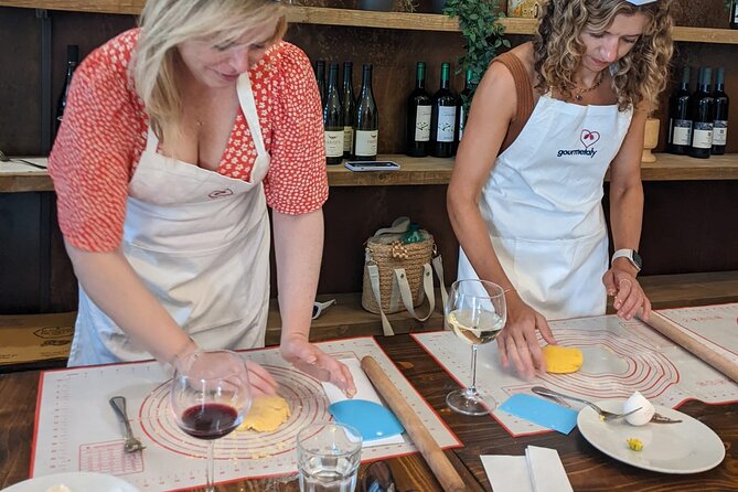 Rome: Pasta Cooking Class, Dinner & Wine in Authentic Restaurant - Hands-on pasta making: what you’ll actually do