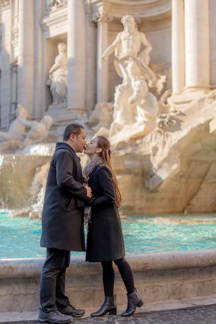 Rome: Personalized Photoshoot outside the Colosseum - Price and value: $58 for a group up to four