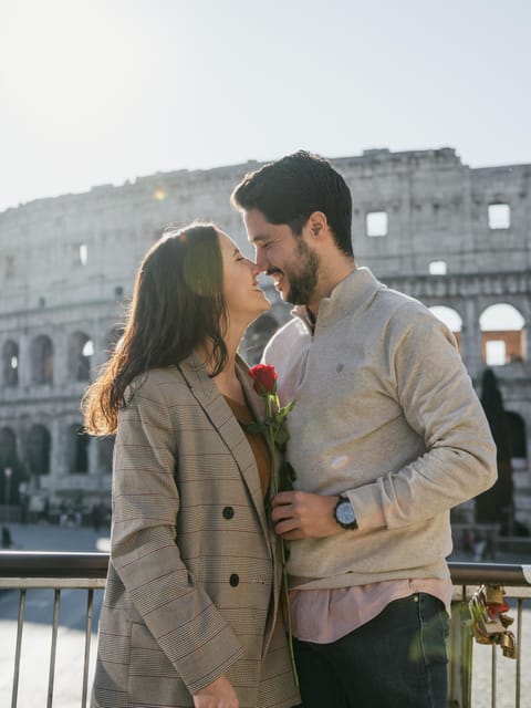 Rome: Photo Shoot Tour with Professional Photographer - Colosseum stop: how you get flattering shots in a crowded place