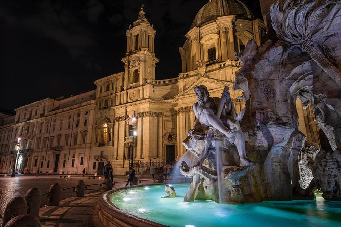 Rome Photography Masterclass - Private Photography Lesson - Pantheon and Roman Forum pass-by shots where timing beats effort