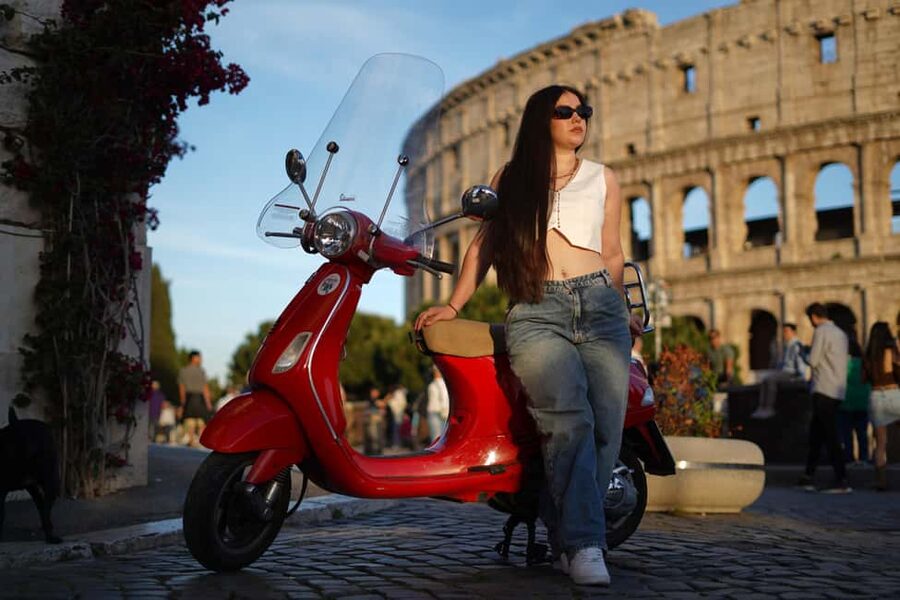 Rome: Photography Service by Vespa Scooter - Safety, pace, and who should book this