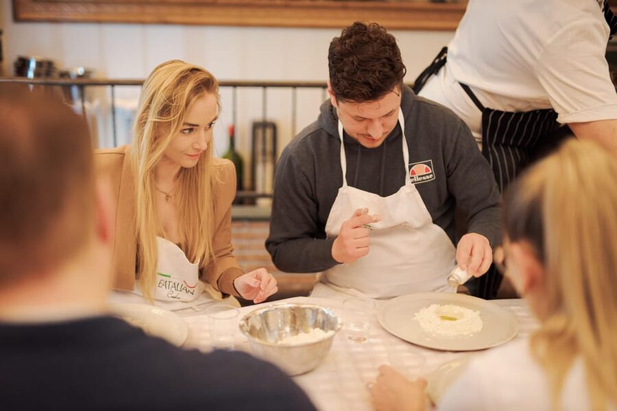 Rome: Pizza Cooking Class in Piazza Navona with Drinks - Who This Rome Class Suits Best, and Who Should Skip It