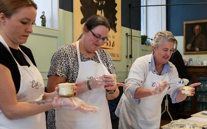 Rome: Pizza & Gelato Making Class with Wine & Limoncello - Baking to the finish: what you’ll eat with wine and limoncello