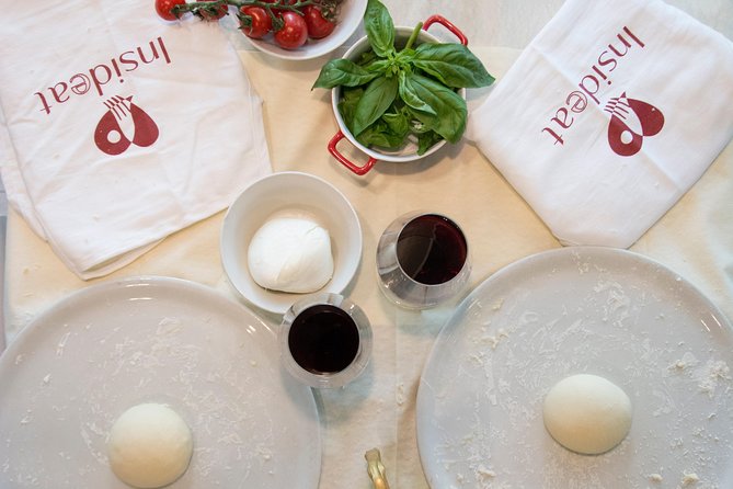 Rome: Pizza Making Class Small Group Experience - Making pizza with dietary needs in mind