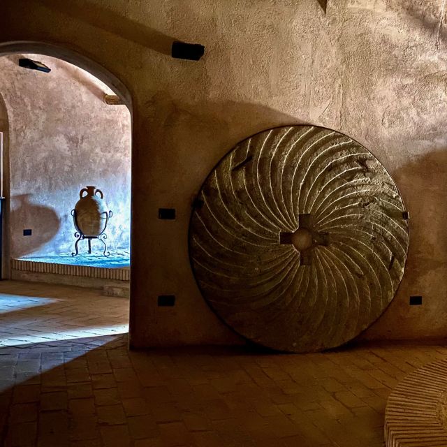 Rome Pre-Reserved Shared or Private Tour Castel Sant'Angelo - Gran Loggia of Paul III: an art and detail checkpoint