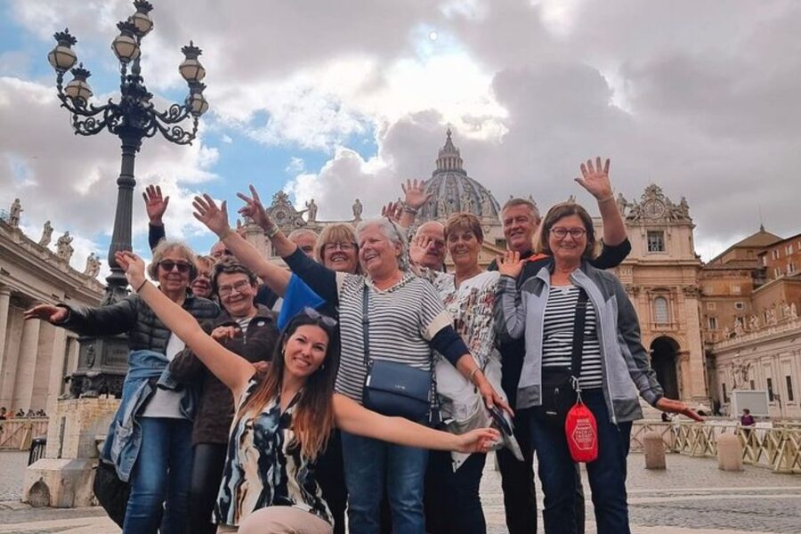 Rome : Private custom walking tour with a local guide - Hotel Pickup, Meeting Point, and the Fast Start You Need in Rome