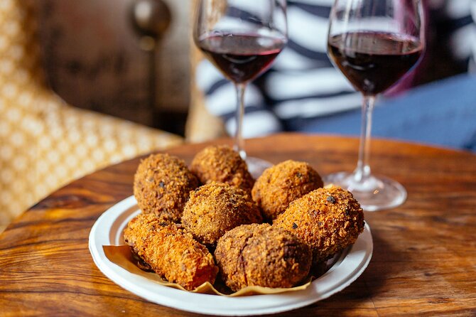 Rome Private Food Tour with 6 or 10 Tastings - Your private multilingual foodie guide, and why it matters
