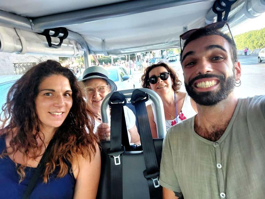 Rome: Private Golf Cart tour with a Local Guide - Giardino degli Aranci: a viewpoint break that pays off
