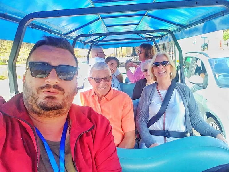 Rome: Private Golf Cart Tour with Local and Artisanal Gelato - Trevi Fountain: The Stop You Will Want to Slow Down For