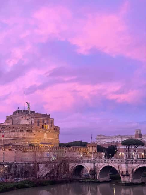 Rome: Private Nighttime Golf Cart Tour with Aperitivo - The Tiber crossing, panoramic views, and St. Peter’s square