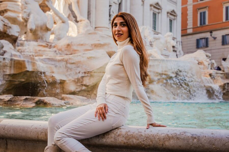 Rome: Private Photoshoot at the Trevi Fountain - Should You Book This Trevi Fountain Photoshoot?
