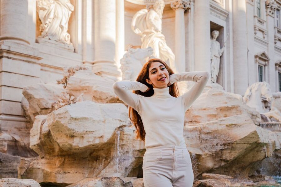 Rome: Private Photoshoot at the Trevi Fountain - Making the Wish Moment Work for Your Photos
