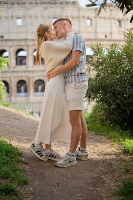 Rome: Private photoshoot at the Trevi Fountain Golden Hour - The Trevi Fountain crowd factor, and how editing helps