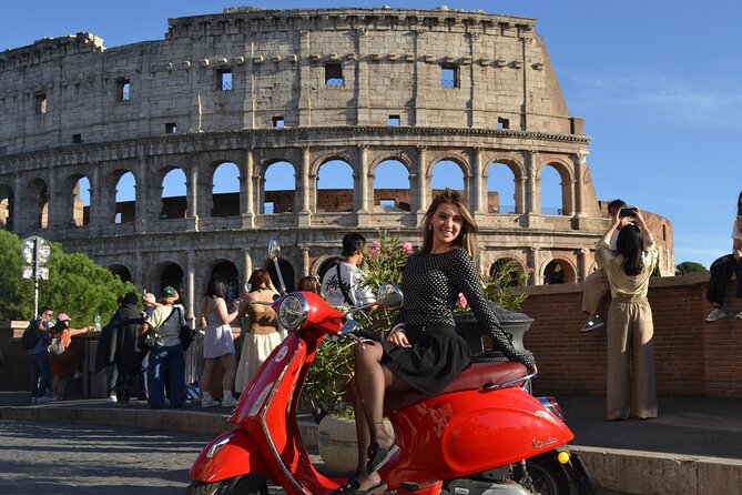 Rome Private Vespa Tour Pick-up from Hotel - Stop 2: Circus Maximus, the big open-air arena vibe