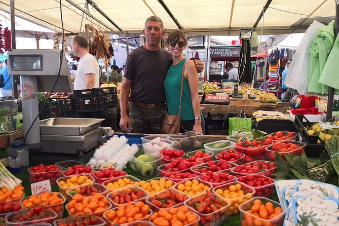 Rome Private Wine & Food Tour Trastevere, Ghetto, Campo de Fiori - Crossing toward the river island and Trastevere pasta