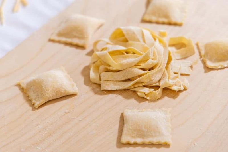 Rome: Ravioli, Fettuccine and Tiramisu Cooking Class - Where the class happens, and why that matters in Rome