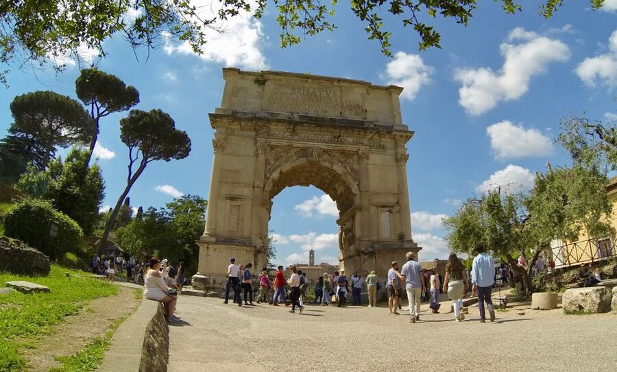 Rome: Roman Forum & Palatine Hill Tour - Roman Forum core: temples, basilicas, and the politics you can walk through
