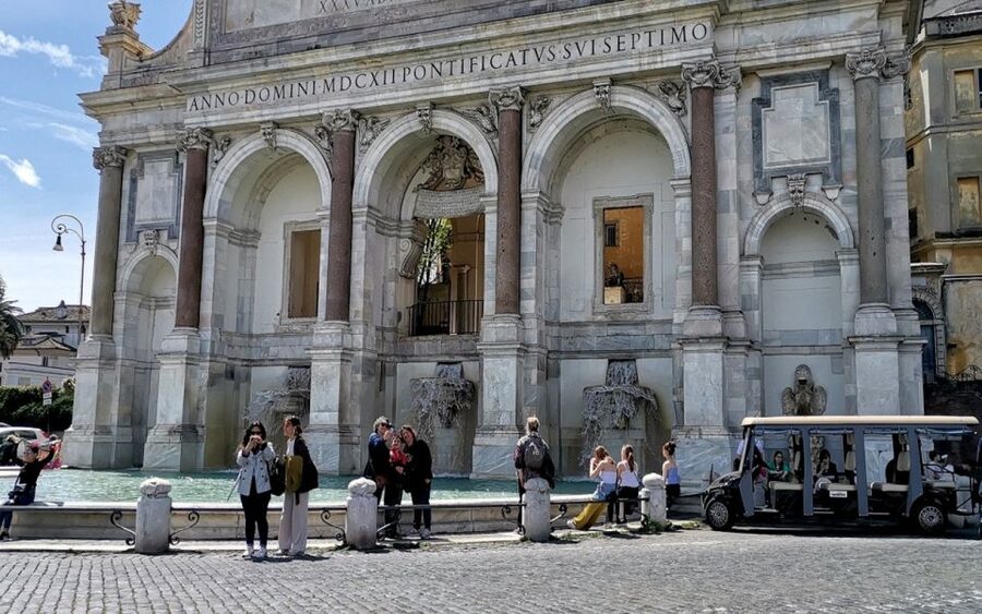 Rome’s Top Highlights Tour Luxury Golf Cart (Private option) - Trevi Fountain and Spanish Steps, getting closer when crowds peak