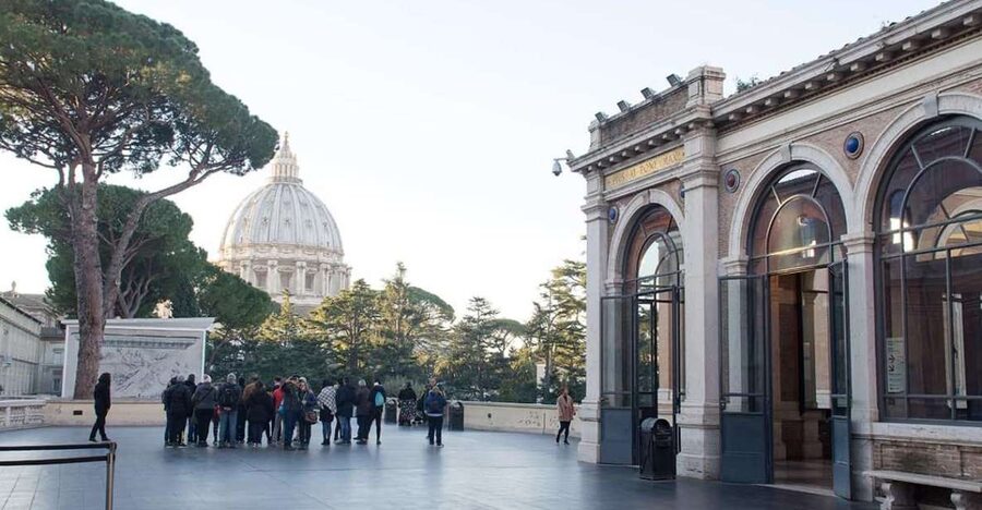 Rome: Skip the line Vatican Museums & Sistine Chapel Tour - Key highlights you will feel right away