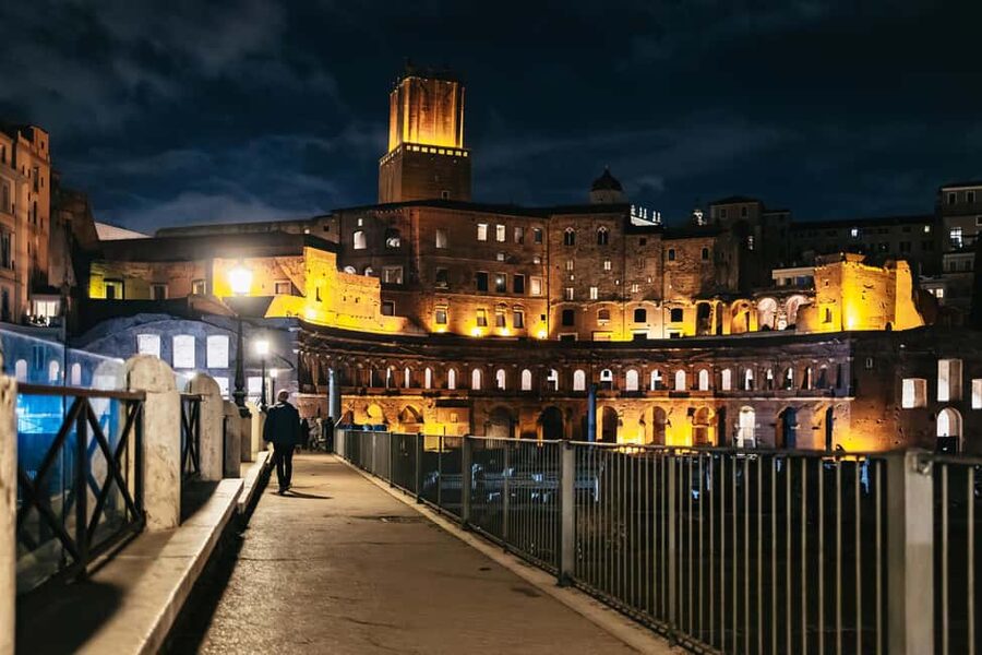 Rome: Small-Group City Highlights Moonlight Walking Tour - Key highlights to look for