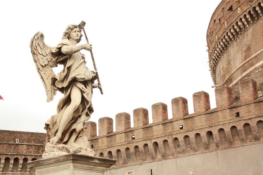 Rome: Small Group Guided Tour of Castel Sant'Angelo - The chamber of ashes and the cells that shaped real lives