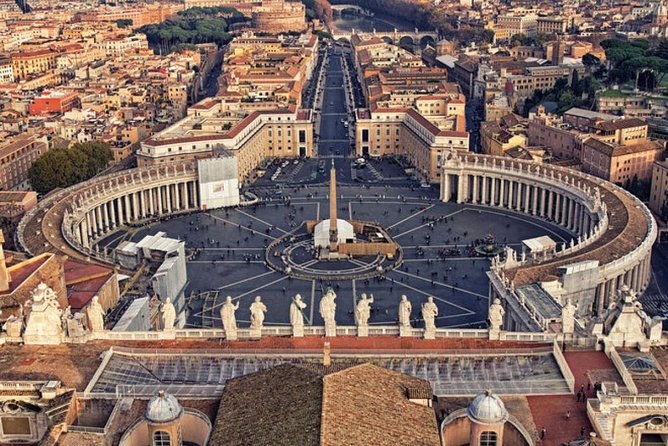 Rome Small-Group Shared Tour from Civitavecchia: 8 People Max - Trevi Fountain and Pantheon: Two Icons, Two Ticket Strategies