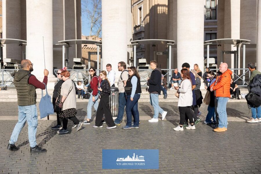 Rome: St. Peter's Basilica Express Guided Tour - An express route that makes St. Peter’s manageable