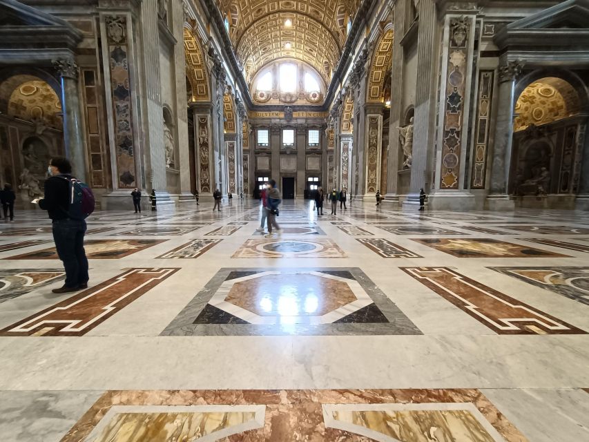 Rome: St. Peter's Basilica Guided Tour with Papal Tombs - Why this St. Peter’s tour is more than a quick look