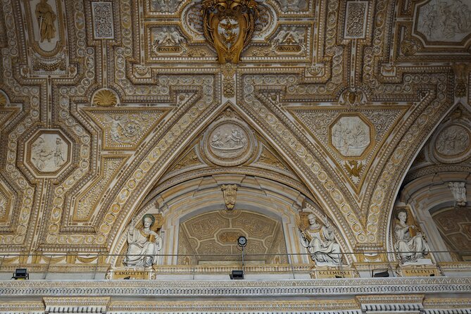 Rome: St. Peter’s Basilica, Tombs Tour & Optional Dome Climb - Inside St. Peter’s Basilica: Michelangelo and Bernini in Context