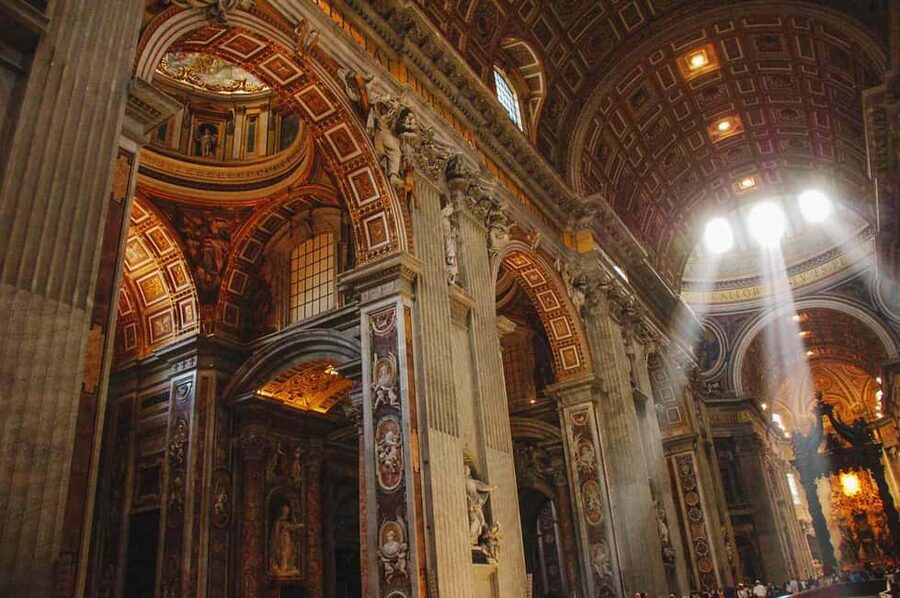 Rome: St. Peters Basilica Reserved Entrance + Audio Guide - Tomb of St. Peter: where spirituality meets history