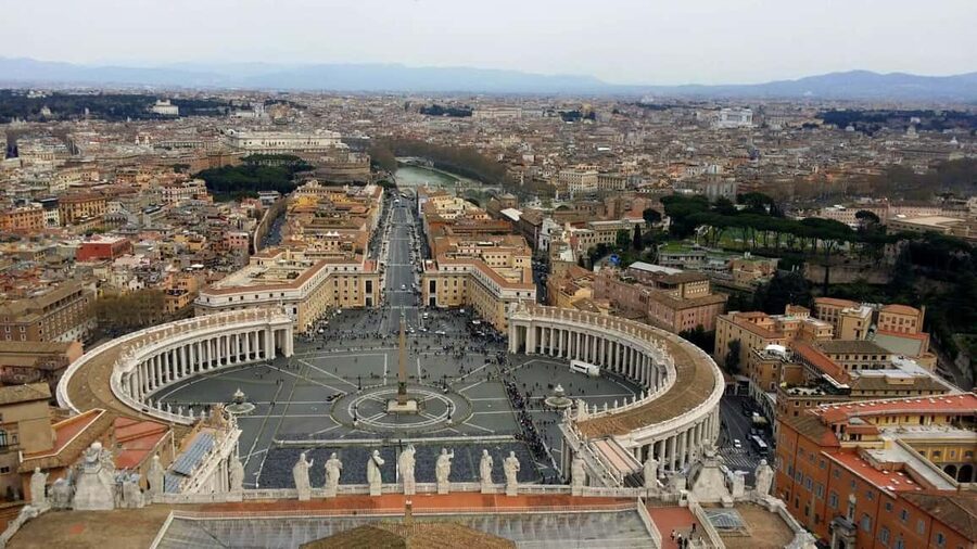 Rome: St.Peters Basilica, Tombs & Dome Tour Entry Ticket - Via Germanico 16 and the 15-minute rule that keeps everything smooth