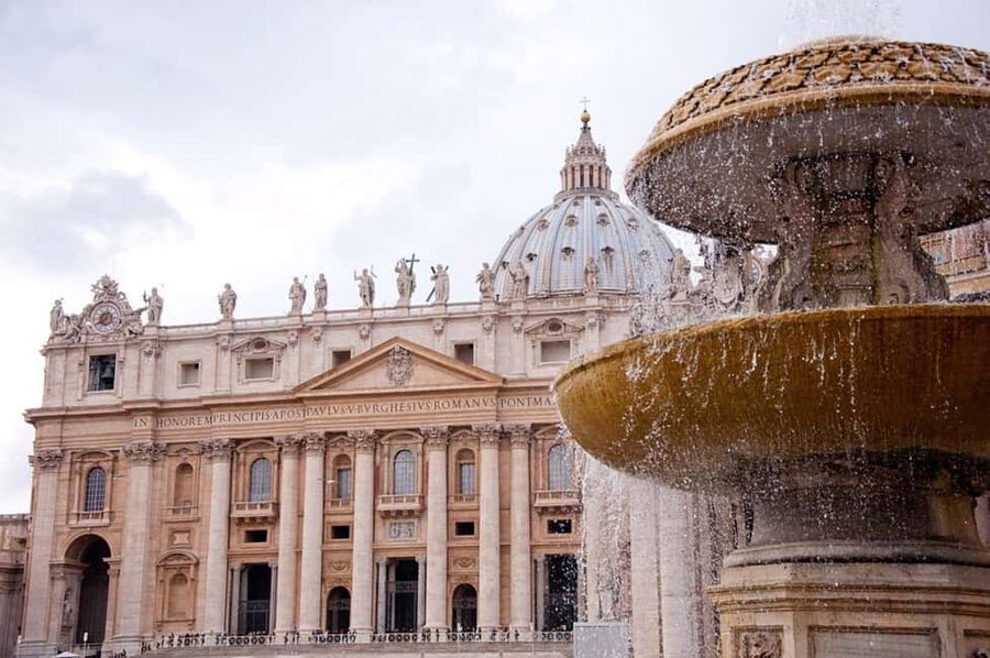 Rome: St.Peters Basilica, Tombs & Dome Tour Entry Ticket - Vatican Grottoes and the papal tombs beneath your feet