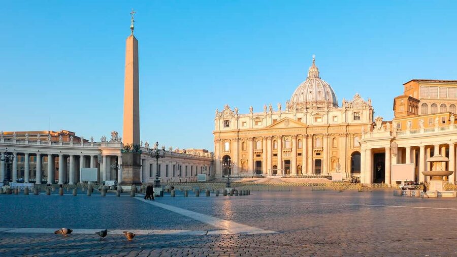 Rome: St.Peters Basilica, Tombs & Dome Tour Entry Ticket - Timing and dress code: the rules that can ruin your day if you ignore them