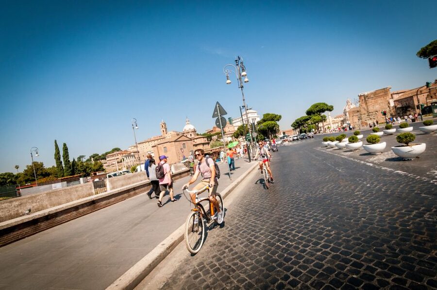 Rome: Standard or E-Bike Highlights Guided Tour - Circus Maximus, Ancient Spectacle at Scale