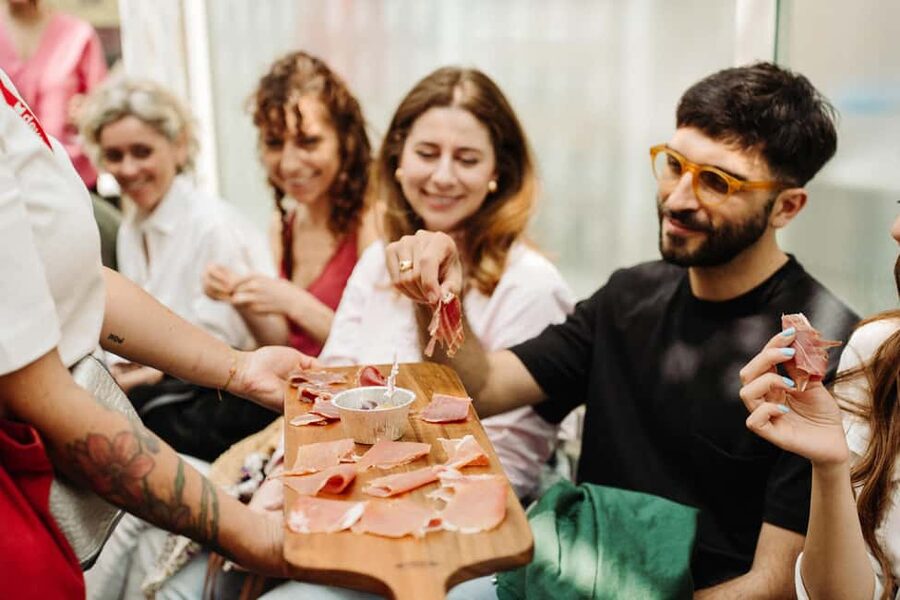 Rome: Testaccio Food & Market Tour with Pasta & Wine - Key highlights you will feel fast
