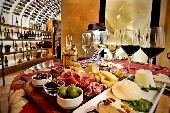 Rome Tiber River Ride and Top Food Tasting with Wine Pairing - The Tasting Timing: Why People Get Confused