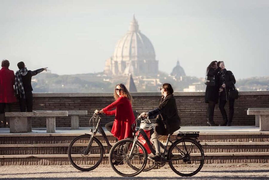 Rome: Top Highlights & Hidden Gems Tour by Cannondale E-Bike - Villa Borghese and the Pincio Terrace: Rome From Above