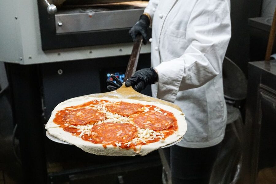 Rome: Traditional Pizza Cooking Class near Piazza Navona - Quick hit points before you go