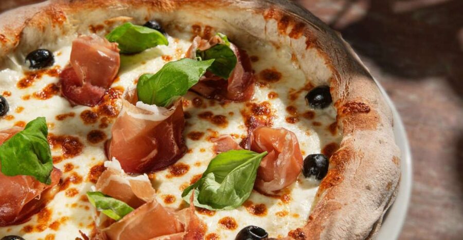 Rome: Traditional Pizza Cooking Class near Piazza Navona - Bruschetta, then your own pizza