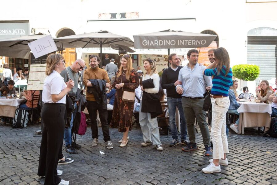 Rome: Trastevere & Campo de Fiori Street Food Walking Tour - Santa Maria in Trastevere: church history you can actually feel