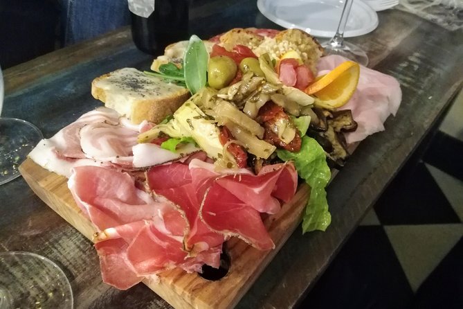 Rome: Trastevere Food Tour Wine Tasting and Local Expert Guide - Vegetarian-friendly, but there are hard limits