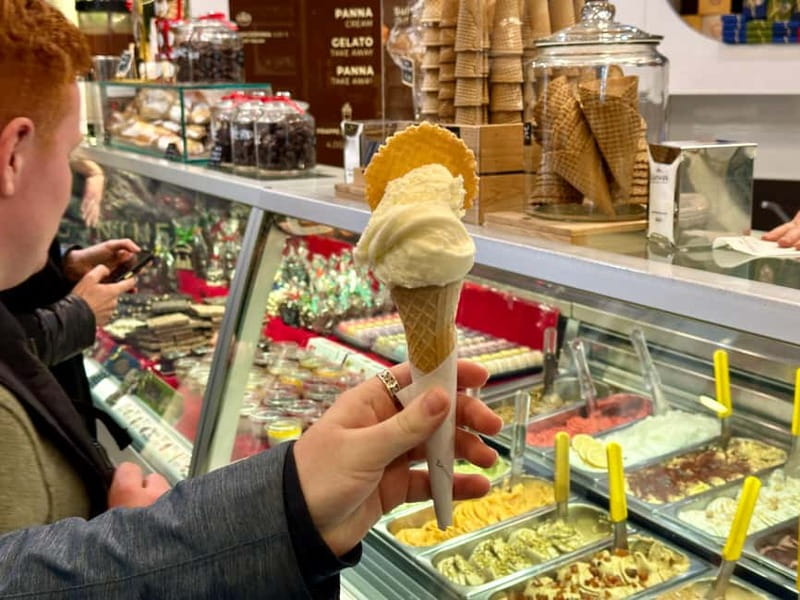 Rome: Trastevere Street Food Walking Tour with Local Expert - Why Trastevere street food feels different from the big-name sights