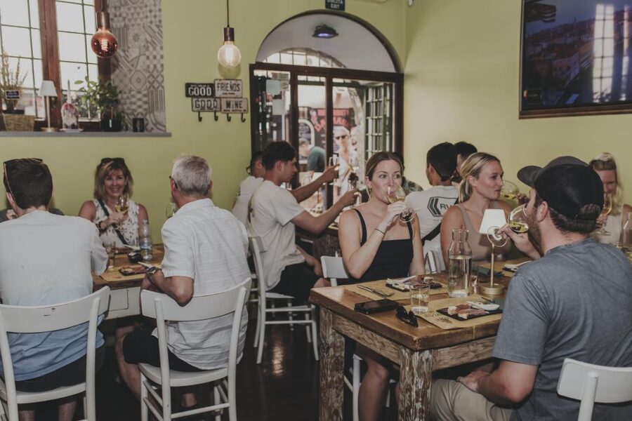 Rome: Trastevere Wine Tasting with Food Pairing and Gelato - The food pairings you actually want to keep eating
