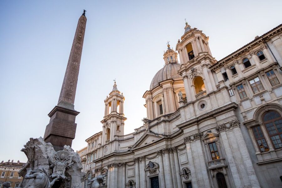 Rome: Trevi Fountain, Spanish Steps & Pantheon Walking Tour - Piazza Colonna and the Marcus Aurelius pause
