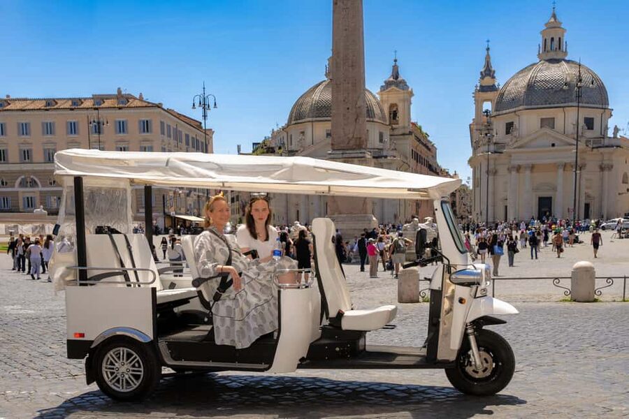 Rome: Tuk-Tuk Guided Tour in Rome City Center - Meeting at Colosseo Metro and Finishing at Piazza Navona